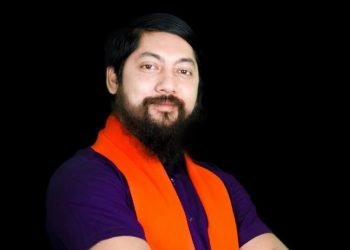 अमित शाह के जूनियर मंत्री की डिग्री सवालों के घेरे में