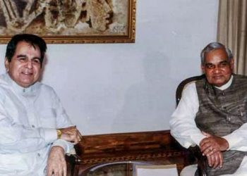 जब वाजपेयी ने पाकिस्तान के खिलाफ  दिलीप कुमार की मदद ली थी