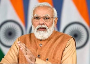 पी एम ने कहा, औरंगज़ेब के खिलाफ़ गुरु तेग बहादुर की हिम्मत दहशतगर्दी के विरूद्ध लड़ना सिखाती है