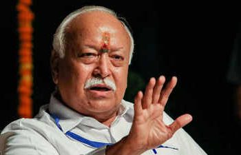 भागवत की सफ़ाई, हम मोदी सरकार को कंट्रोल नहीं करते