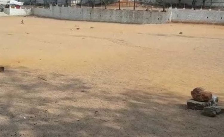 मध्य प्रदेश के 34 वर्षीय एक मुस्लिम व्यक्ति ने हनुमान मंदिर के लिए अपनी जमीन दी दान