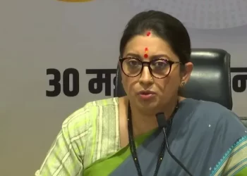 भ्रष्टाचार के समर्थन में उतरी कांग्रेस, जमानत पर बाहर हैं राहुल: स्मृति ईरानी