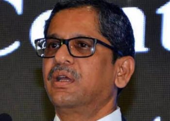 चीफ जस्टिस का सियासी दलों पर तंज, कहा- वो चाहते हैं कि न्यायपालिका उनके एजेंडे का समर्थन करे