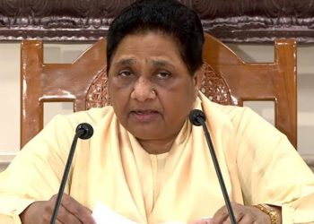 योगी सरकार पर भड़की मायावती, तबादले और तैनाती में “बड़ी मछलियों” को बचाने का आरोप