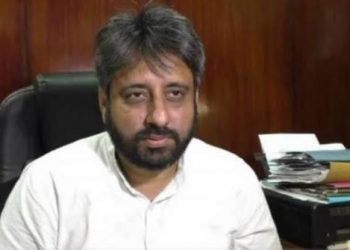 उपराज्यपाल ने अमानतुल्लाह खान के खिलाफ सीबीआई जांच की अनुमति दी