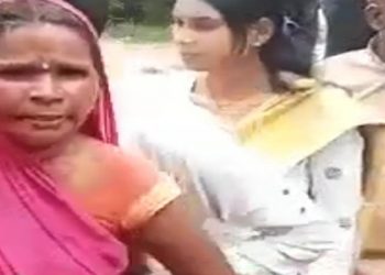 मध्य प्रदेश: दलित महिला सरपंच की लाठियों से पिटाई