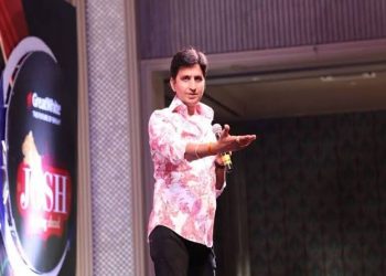 कुमार विश्वास ने नाम लिए बगैर गोडसे को नपुंसक कहा