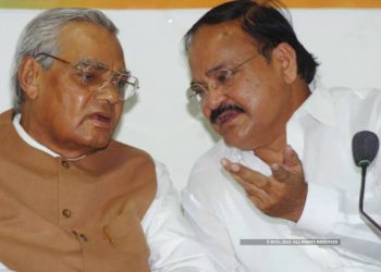 एम वेंकैया नायडू: आडवाणी टीम के आखिरी सदस्य की विदाई