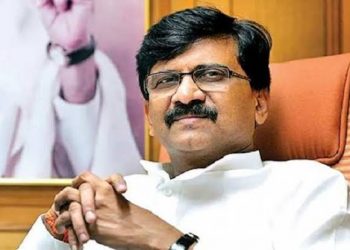 शिवसेना प्रवक्ता संजय राउत पर एक और FIR, महिला को धमकाने का मुक़दमा