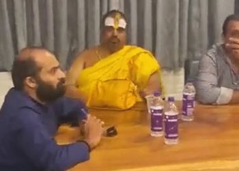 कैमरा, वॉयस रिकॉर्डर, ‘नारियल पानी’ और ‘विटामिन’, तेलंगाना में कैसे फंसे BJP ‘एजेंट’