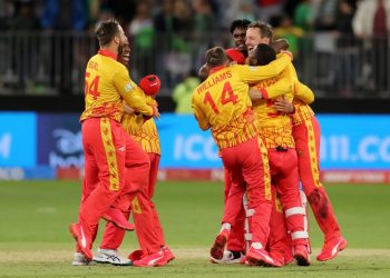 T20: इस भारतीय दिग्गज ने जिंबाब्वे को फौलाद बना दिया