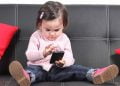 बच्चों में मोबाइल की खतरनाक लत कैसे छुड़ाएं, यह उठाएं कदम