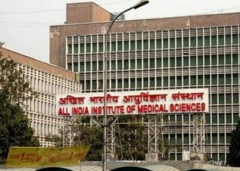 AIIMS का सर्वर 8 दिन से डाउन, दो सस्पेंड
