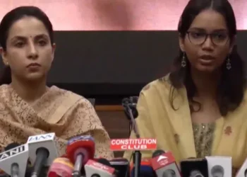 ‘वर्दी खून से लथपथ;…मेरे पिता को मार ही डाला था’, CJP के संसद मार्च में घायल पुलिसकर्मियों के परिजनों ने सुनाई आपबीती