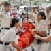प्रेस की आजादी पर बहस तेज , दिल्ली में पत्रकारों पर पुलिस की कार्रवाई के गंभीर आरोप; 20 से ज्यादा पत्रकारों ने उठाए सवाल